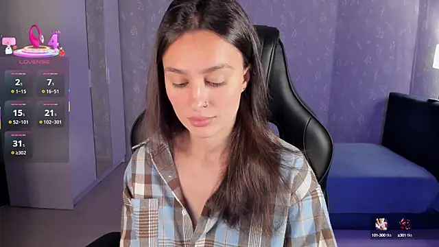 Snapshot of EllaFresh chatting on September 23, 11:08 pm EllaFresh online show from September 23, 11:08 pm