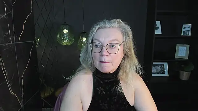 NataliMellow online show from December 4, 1:09 pm