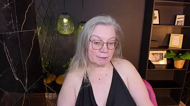 NataliMellow online show from April 10, 1:27 pm