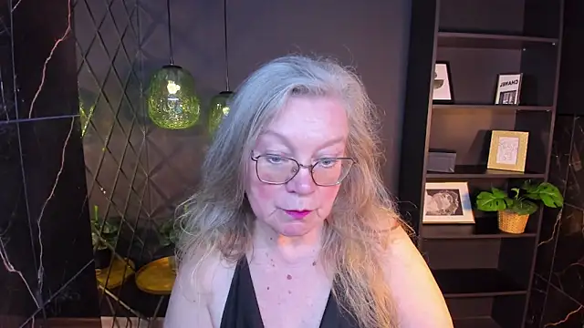 Snapshot of NataliMellow chatting on May 10, 1:16 pm NataliMellow online show from May 10, 1:16 pm