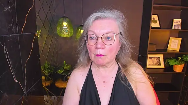 Snapshot of NataliMellow chatting on May 24, 1:05 pm NataliMellow online show from May 24, 1:05 pm