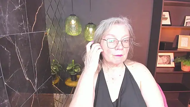 Snapshot of NataliMellow chatting on May 25, 1:06 pm NataliMellow online show from May 25, 1:06 pm