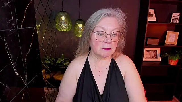 Snapshot of NataliMellow chatting on June 1, 1:02 pm NataliMellow online show from June 1, 1:02 pm