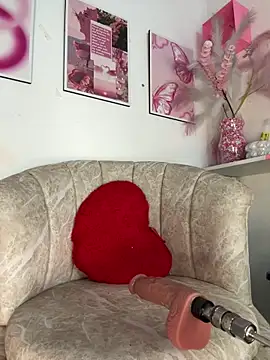 Snapshot of halana_squirts chatting on March 6, 6:52 am halana squirts online show from March 6, 6:52 am