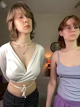 Jitoon Exe online show from April 12, 7:30 pm