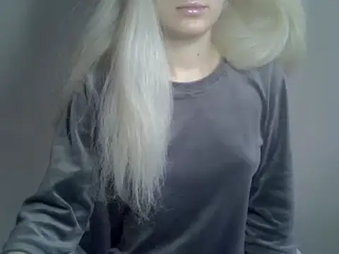 Snapshot of DitaVira chatting on March 18, 1:31 pm DitaVira online show from March 18, 1:31 pm