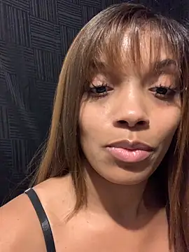 Snapshot of Rakiyahcharms chatting on September 20, 5:25 pm Rakiyahcharms online show from September 20, 5:25 pm