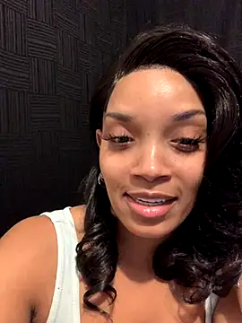 Snapshot of Rakiyahcharms chatting on October 4, 8:07 pm Rakiyahcharms online show from October 4, 8:07 pm