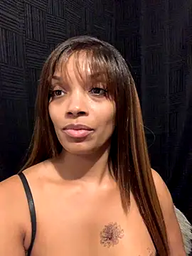 Snapshot of Rakiyahcharms chatting on October 11, 6:17 pm Rakiyahcharms online show from October 11, 6:17 pm