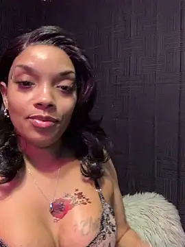 Snapshot of Rakiyahcharms chatting on November 7, 1:38 am Rakiyahcharms online show from November 7, 1:38 am