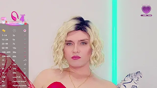 Snapshot of Zagadka55555 chatting on November 10, 2:21 am Zagadka55555 online show from November 10, 2:21 am