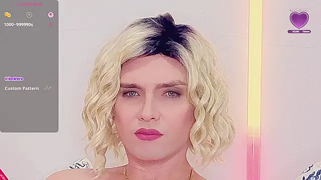 Snapshot of Zagadka55555 chatting on November 11, 2:33 am Zagadka55555 online show from November 11, 2:33 am