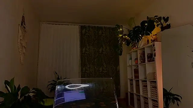 lana sky online show from February 24, 8:14 pm