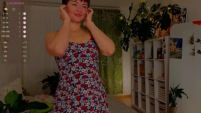 lana sky online show from November 6, 4:41 pm