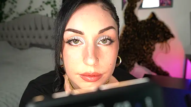 Snapshot of Estherjizz chatting on October 6, 6:05 pm Estherjizz online show from October 6, 6:05 pm