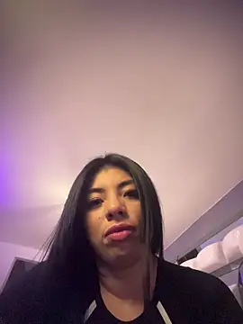 Snapshot of miaparkers chatting on December 13, 11:43 pm miaparkers online show from December 13, 11:43 pm