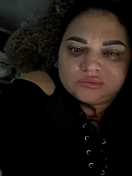 Snapshot of littleRikka chatting on November 19, 10:32 pm littleRikka online show from November 19, 10:32 pm