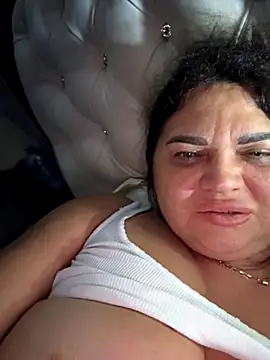 Snapshot of littleRikka chatting on November 21, 4:27 pm littleRikka online show from November 21, 4:27 pm