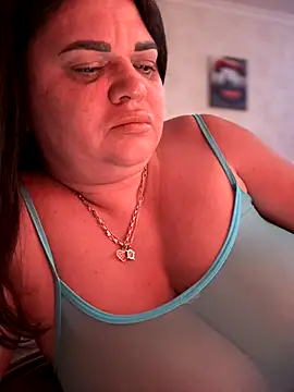 Snapshot of littleRikka chatting on November 24, 10:53 pm littleRikka online show from November 24, 10:53 pm