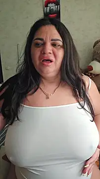 littleRikka online show from March 27, 7:36 am