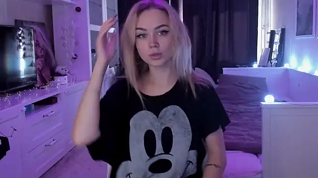 MaryDreaminess online show from September 11, 12:16 pm