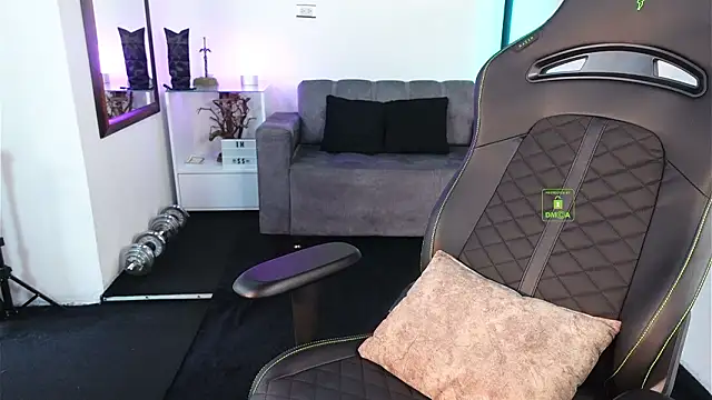 knimh online show from February 4, 5:08 pm