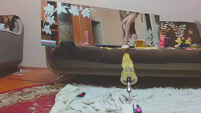 AlinasissyXX online show from March 15, 10:00 pm