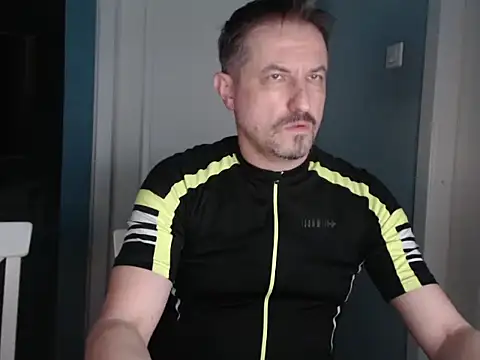 MisterFaithRO online show from April 15, 1:45 am