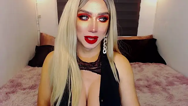 Snapshot of HugeCockDominantXxX chatting on May 30, 8:06 pm HugeCockDominantXxX online show from May 30, 8:06 pm