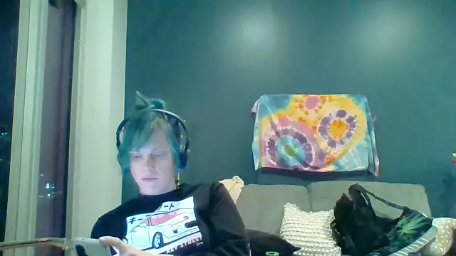 TheDaisyChaos online show from December 17, 3:12 am