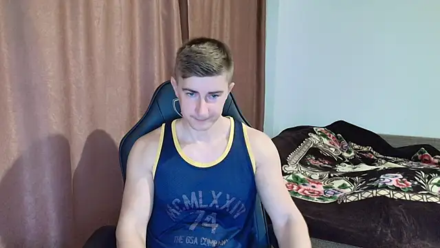 Snapshot of Todhorny9873 chatting on December 5, 5:48 am Todhorny9873 online show from December 5, 5:48 am