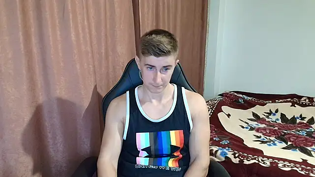 Snapshot of Todhorny9873 chatting on January 16, 5:53 am Todhorny9873 online show from January 16, 5:53 am