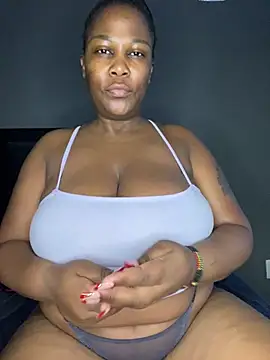 Sexycandyxxx online show from April 8, 5:29 am