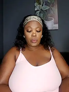 Snapshot of SWEETDOLLY29XX chatting on October 4, 3:37 am SWEETDOLLY29XX online show from October 4, 3:37 am