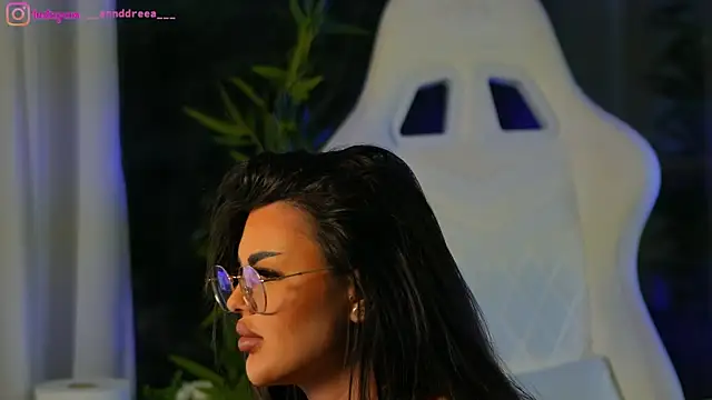 perfectt33n online show from December 24, 9:28 am