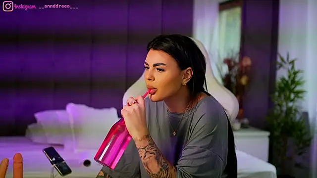 perfectt33n online show from October 16, 11:33 am