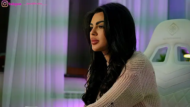 perfectt33n online show from February 10, 1:48 pm