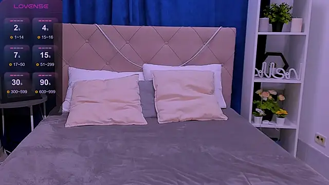 Janie JJ Curvie online show from February 9, 12:58 am