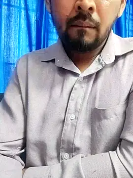 Snapshot of prit720 chatting on June 9, 8:59 am prit720 online show from June 9, 8:59 am