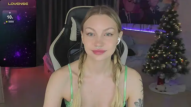 BiMolly online show from February 15, 12:37 am