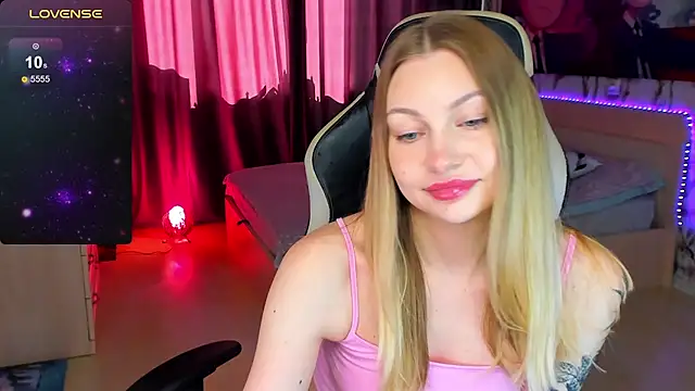 BiMolly online show from September 13, 8:47 am