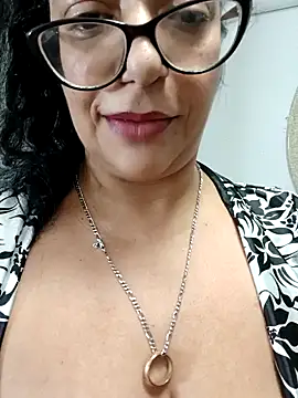 PichyPrettyPussy online show from December 11, 2:44 pm