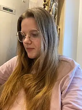 Snapshot of -MimmiLissa- chatting on January 26, 11:50 am -MimmiLissa- online show from January 26, 11:50 am