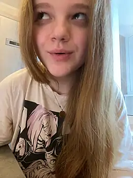 Snapshot of -MimmiLissa- chatting on March 4, 10:13 am -MimmiLissa- online show from March 4, 10:13 am