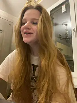 Snapshot of -MimmiLissa- chatting on March 6, 7:21 pm -MimmiLissa- online show from March 6, 7:21 pm