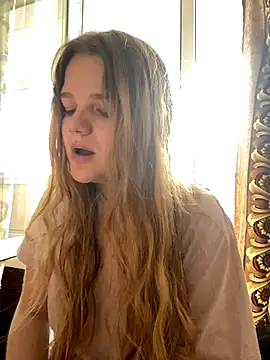 Snapshot of -MimmiLissa- chatting on September 21, 12:18 pm -MimmiLissa- online show from September 21, 12:18 pm