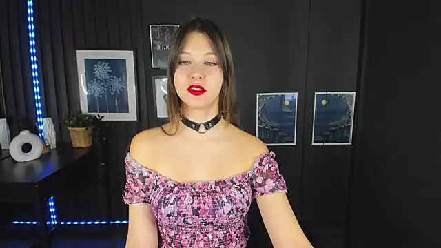 Snapshot of ElizaMild chatting on December 27, 5:05 pm ElizaMild online show from December 27, 5:05 pm