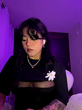 Snapshot of Naiara_sex chatting on October 22, 7:30 am Naiara sex online show from October 22, 7:30 am