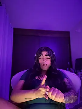 Snapshot of Naiara_sex chatting on November 19, 6:02 am Naiara sex online show from November 19, 6:02 am