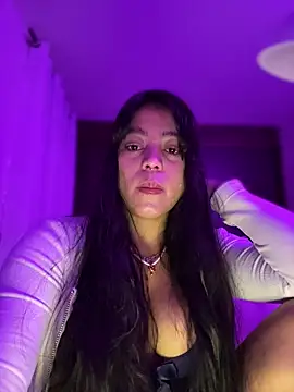 Snapshot of Naiara_sex chatting on November 25, 10:15 am Naiara sex online show from November 25, 10:15 am